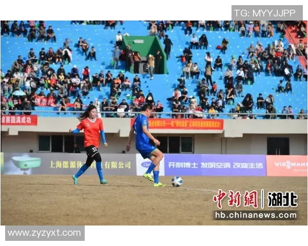 街头偶遇足球明星瞬间捕捉与球迷互动的温馨时刻 街头偶遇足球明星瞬间捕捉与球迷互动的温馨时刻